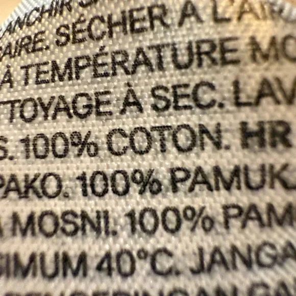 H&M Girls Long-sleeved Tops Unicorn and Hello Kitty Design Size 5T - Picture 6 of 9